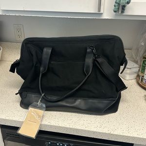 Black Beis Weekender